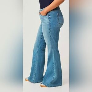 Torrid Perfect Super Flare Jeans | Vintage Stretch | NWOT